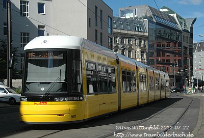 © Uwe Wittenfeld 2012-07-22 | Click to enlarge!