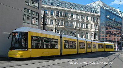 © Uwe Wittenfeld 2012-07-22 | Click to enlarge!