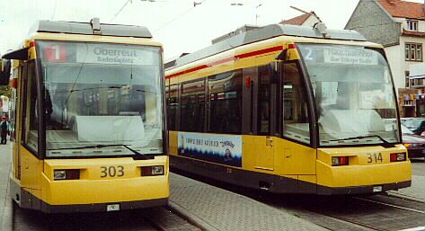 Niederflurgelenktriebwagen